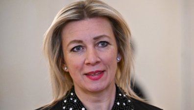 Захарова: Зеленски примамва последните украинци с парите на САЩ