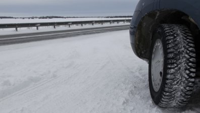 Как да освободим автомобила си от снежния капан?