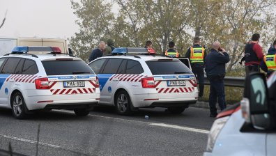 Дете загина след катастрофа на автомобил с нелегални мигранти в Унгария