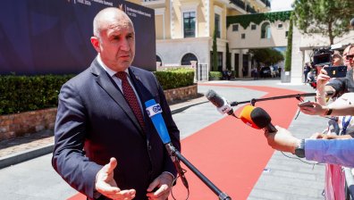 Решението на България за оръжията за Украйна предизвика международен отзвук