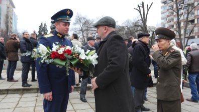 МВнР: Не е в компетенциите ни да разрешаваме или забраняваме чествания на посолства
