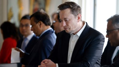 Къде отиде богатството на Мъск? Директорът на Tesla загуби над $20 млрд.