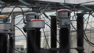 Токът в Гърция поскъпва с до 65%