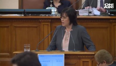 Главчев изгони Нинова и Кутев от НС, БСП му поиска оставката