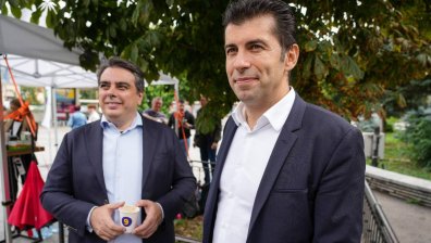 Петков и Василев представиха програмата си: Парите от кражбите отиват за гражданите