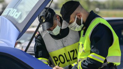 Задържаха българи с 6 тона хашиш на яхта край Палермо