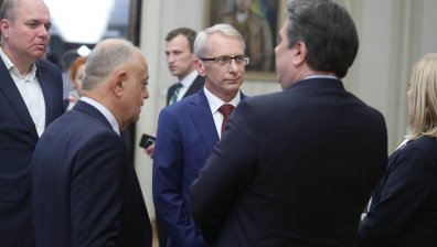 ГЕРБ се отказа от присъствие в проектокабинета, Борисов не познава Бакалова
