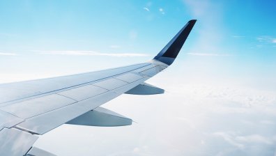 Самолет кацна аварийно на Летище София заради болен пасажер