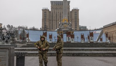 Украйна и Русия се споразумяха за хуманитарни коридори и временно спиране на огъня