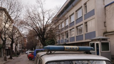 Прокуратурата протестира "домашния арест" на началника на  5-о РУ Пламен Максимов