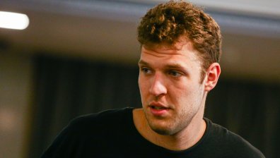 Лесна победа за "Сакраменто", Везенков дебютира с 8 точки срещу "Юта"