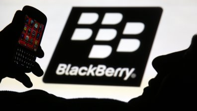 Силна година за BlackBerry - приходите на компанията са нараснали с 23% 