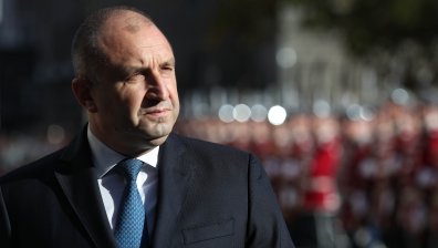 Румен Радев приема на среща турския министър на енергетиката