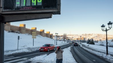 Студът в Барселона взе шест жертви