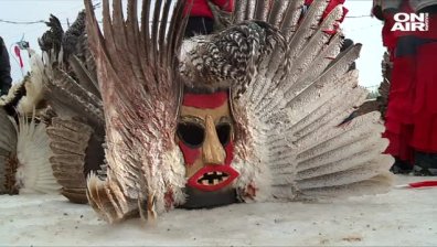 Кукери гонят злите духове с магически танци и страшни маски