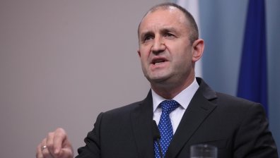 Радев: Ще внеса предложения за промени в Конституцията след избори