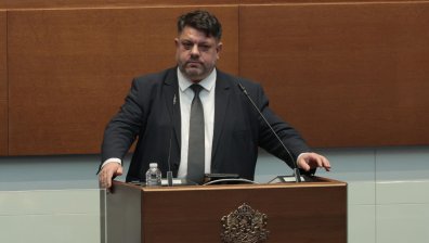 Зафиров: Левицата доказва, че трудните решения, а не популизмът, движат държавата напред