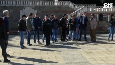 Заради винетките: Работници от военен завод в Лясковец на протест