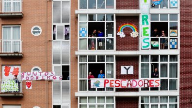 Испанското правителство смекчи стриктната карантина