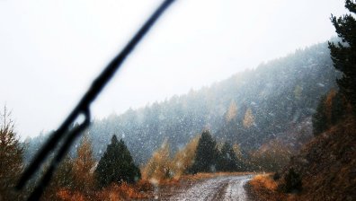 Очаква ни дъждовна събота, на места ще вали сняг