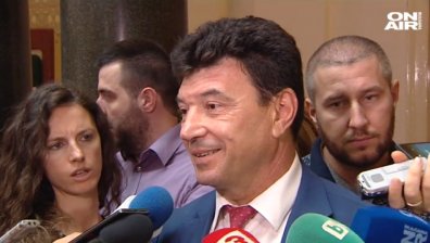 Присвоителят на суджуци Живко Мартинов вече не е депутат