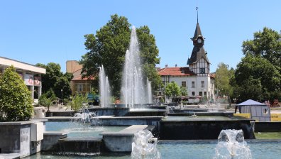 Клас в гимназия в Пазарджик под карантина заради ученик с коронавирус