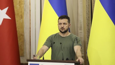 Зеленски: Путин не блъфира, че Москва е готова да използва ядрени оръжия