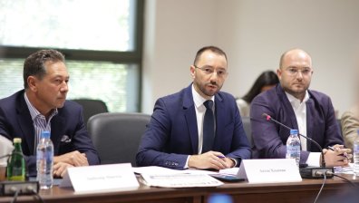 Антон Хекимян: Ще въведем електронно разрешение за строеж