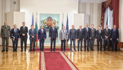 Започнаха консултациите при Радев заради ескалацията на войната в Украйна