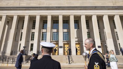 И непълнолетен е забъркан в теча на секретни документи на Пентагона?