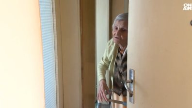 88-годишна жена хвърли през терасата голяма сума на ало измамници, МВР с апел