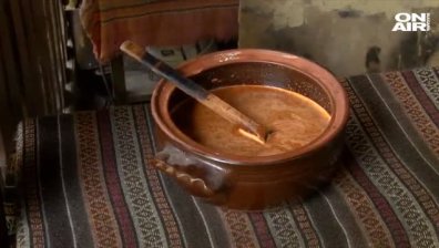 Агнешно на трапезата: Над 200 000 именици празнуват Гергьовден