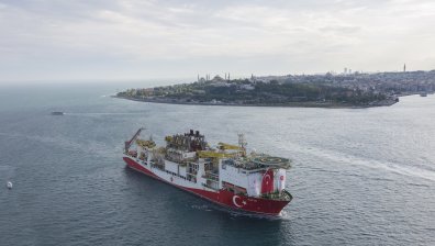 Гърция: Няма да преговаряме с Турция до изтеглянето на сондажния кораб