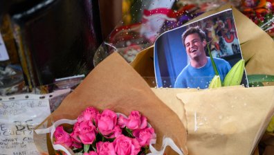 Бившата на Матю Пери: Лекарите са виновни за смъртта му