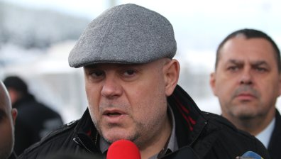 Гешев оглави спецакция в село край Харманли, дядо бил пребит за 200 лв.