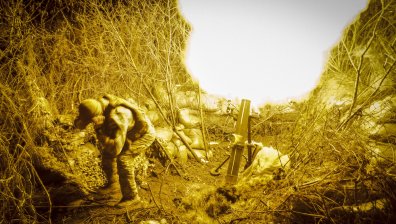 Русия използва опасни химикали срещу украински военни, маскира ги с "плътен" огън