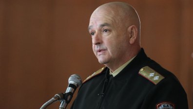 Ген. Мутафчийски: Пикът на коронавируса ще бъде скоро