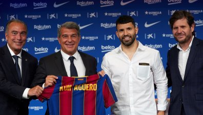 Официално: Агуеро и Меси ще играят в един отбор 
