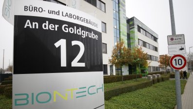 Семейство учени стои зад успеха на ваксината на "Biontech"