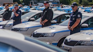 Обвиниха трима дилъри от София, фентанил и кокаин сред иззетите наркотици