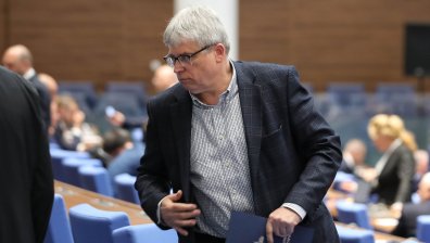 Здравната каса остана без шеф: Станимир Михайлов бе освободен от длъжността