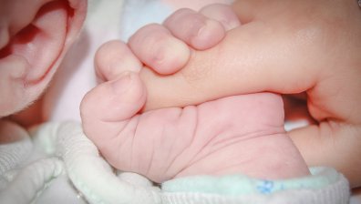 Близначки от Русе родиха в един и същи ден, и двете бебета - момиченца