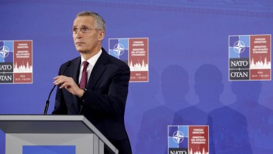 НАТО отхвърли искането на Русия да откаже членство на Украйна