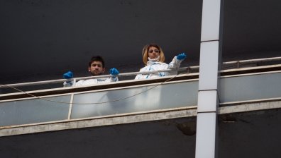 Притеснително: 160 заразени медицински служители за денонощието