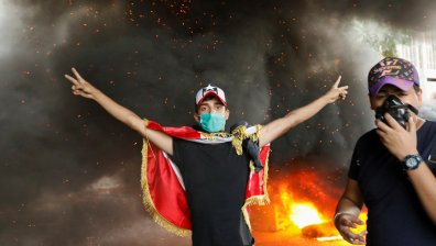 Иракските сили стреляха по протестиращи, има убити и ранени