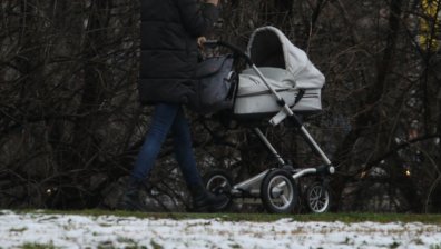 От Helpbook: Няма рампа за колички в сградата на община Витоша