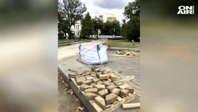 Поредно недоволство от ремонтите в София: Махат жълтите павета до СУ