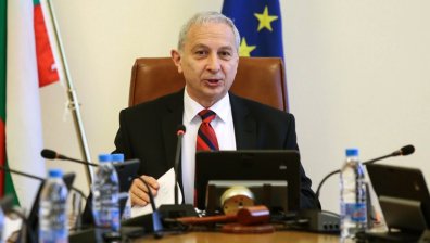 Герджиков с празнично чувство на последното заседание на служебния кабинет