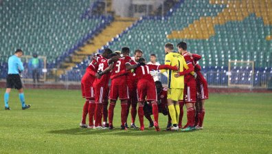 Бисмарк може да се размине с ЦСКА заради паспорта