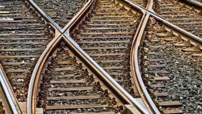 Влак не изчака пътниците си в Стара Загора, спали на гарата, а сред тях и деца